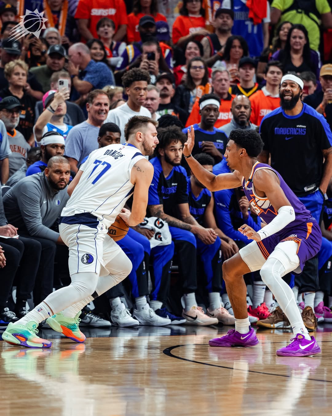 守那些超级, 太阳官方, msn