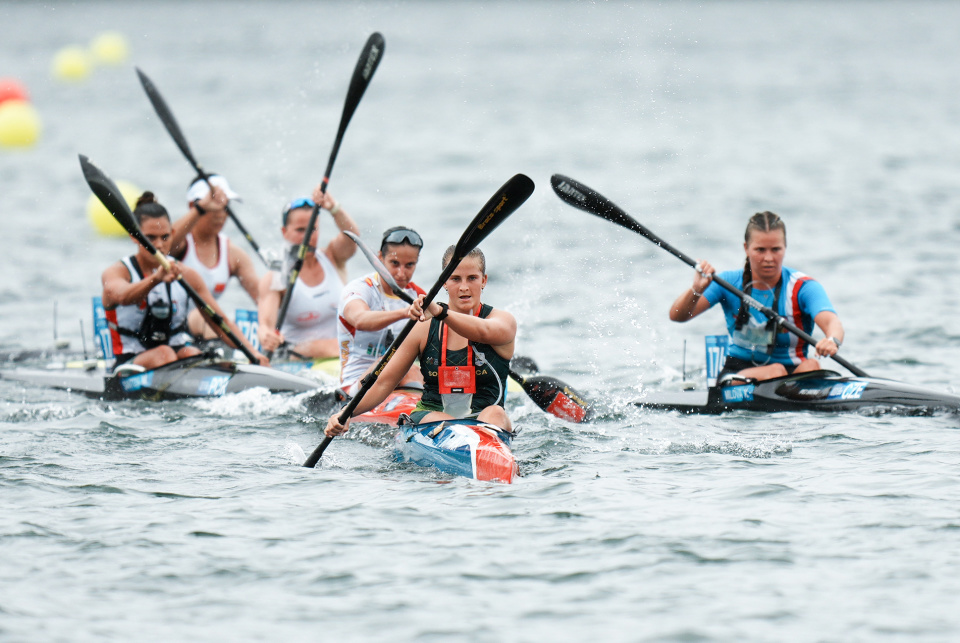 新华社记者, om, 李嘉南