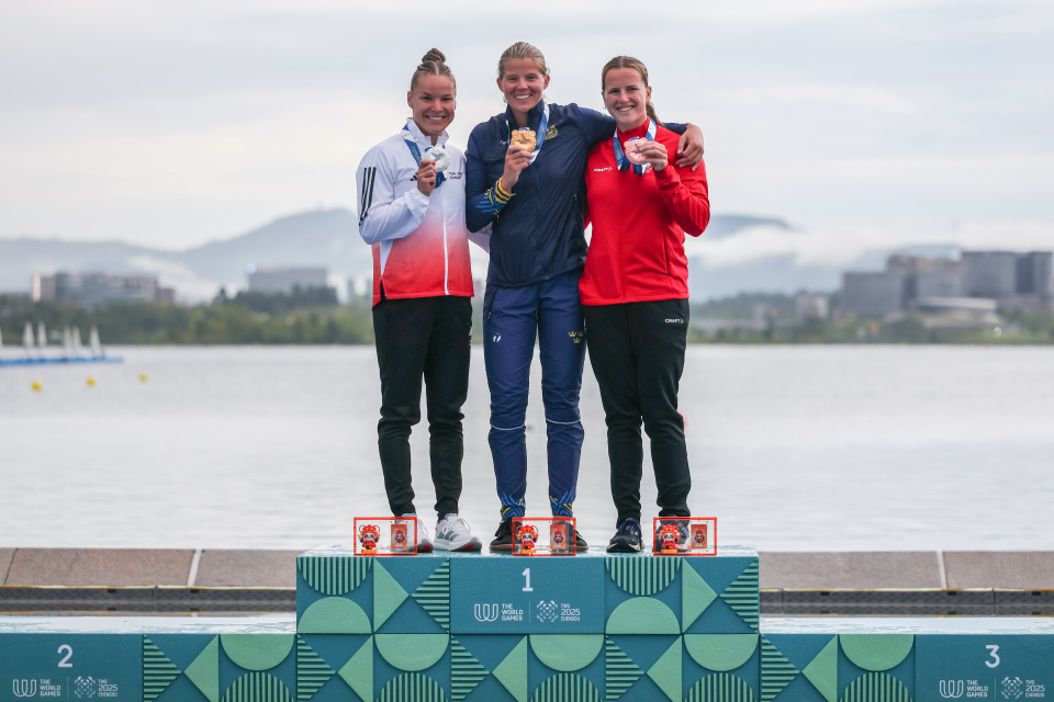 src, 李嘉南, tcOlX