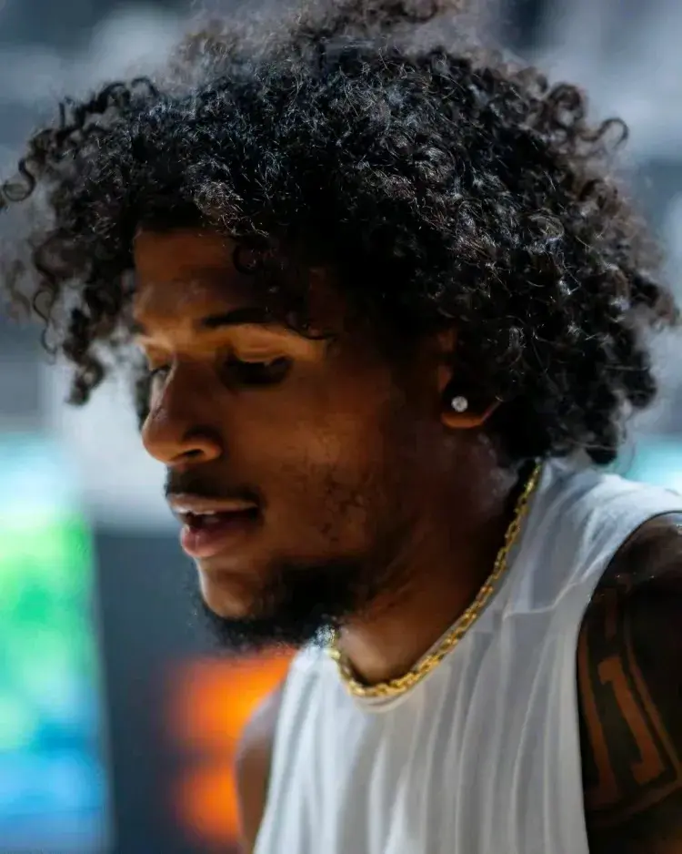 img, 格林第五, 交易