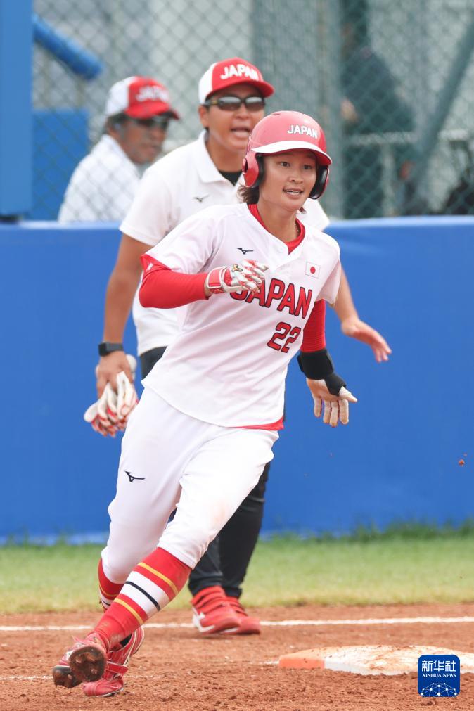 员希克斯在 员希克斯在