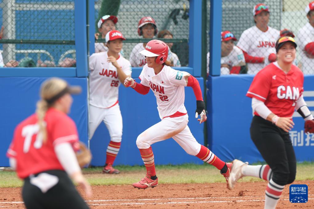 垒球, 梁旭 垒球, 梁旭