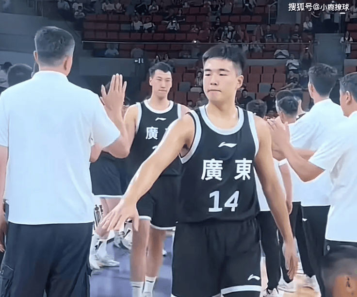 出色之外 出色之外